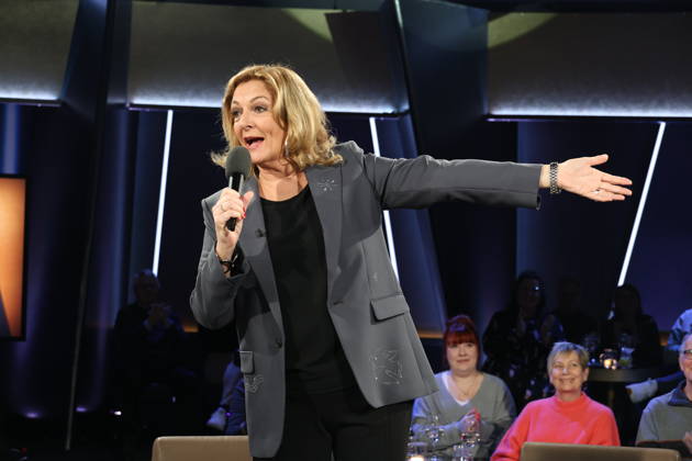 Bettina Tietjen hosts the NDR Talk Show, photo shoot on 30 1 2026, broadcast on 6 2 2026 on the 3 program of NDR television, Hamburg Lokstedt television studio