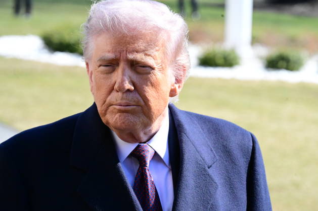 President Donald Trump Speaks To Reporters At The White House (NEW) President Donald Trump speaks to reporters prior to departing the White House. February 27, 2026, Washington, D.C., USA: Trump admits he is not fully satisfied with Iran and believes it would be ideal for them to negotiate in good faith. Trump expresses his displeasure with Iran s stance in the nuclear negotiations and warns that there is still no decision on a possible attack. Mandatory Credit: Kyle Mazza TheNews2 (Foto: Kyle Mazza Thenews2 imago images) President Donald Trump Speaks To Reporters At The White House Copyright: xKylexMazzax