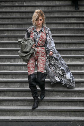 PFW Vivienne Westwood Outside Arrivals Paris Jackson arriving at the Vivienne Westwood show during Fashion Week in Paris, France on March 7, 2026. Photo by Julien Reynaud APS-Medias ABACAPRESS.COM Paris France Copyright: xReynaudxJulien APS-Medias ABACAx