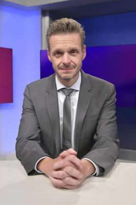 Florian Schroeder on the ARD talk show maischberger in Studio Berlin Adlershof Berlin, 11 03 2026 Foto:xM.xBehrensx xFuturexImagex maischberger1103_6313