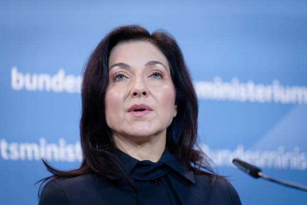Katherina Reiche, Federal Minister for Economic Affairs and Energy, BMWE Top-level meeting Bündnis Zukunft, Katherina Reiche, Federal Minister for Economic Affairs and Energy, BMWE, Berlin, Press statement Berlin Berlin GER