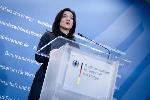 Katherina Reiche, Federal Minister for Economic Affairs and Energy, BMWE Top-level meeting Bündnis Zukunft, Katherina Reiche, Federal Minister for Economic Affairs and Energy, BMWE, Berlin, Press statement Berlin Berlin GER
