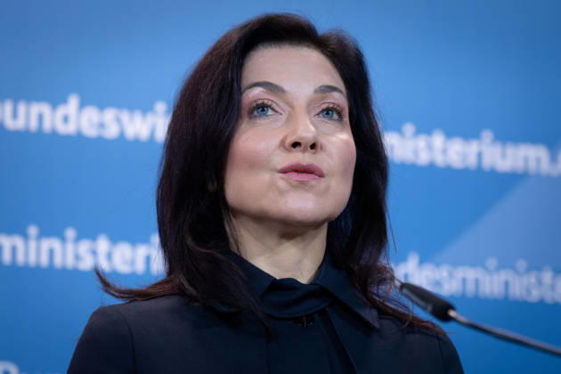 Katherina Reiche, Federal Minister for Economic Affairs and Energy, BMWE Top-level meeting Bündnis Zukunft, Katherina Reiche, Federal Minister for Economic Affairs and Energy, BMWE, Berlin, Press statement Berlin Berlin GER