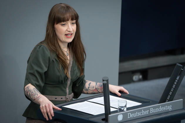 German Bundestag, 64th plenary session Heidi Reichinnek Die Linke in portrait during her speech on the agenda item government statement on the European Council at the 64th session of the German Bundestag in Berlin, 18 03 2026 Berlin Berlin Germany