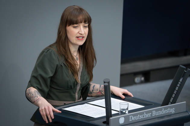 German Bundestag, 64th plenary session Heidi Reichinnek Die Linke in portrait during her speech on the agenda item government statement on the European Council at the 64th session of the German Bundestag in Berlin, 18 03 2026 Berlin Berlin Germany