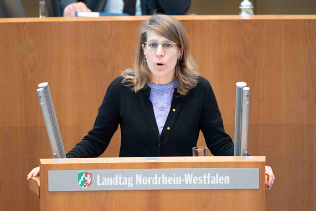 Verena SCHAEFFER, Schäffer, Minister for Children, Youth, Family, Equality, Refugees and Integration of the State of North Rhine-Westphalia during her speech 118 Session of the State Parliament of North Rhine-Westphalia, in the State Parliament of North Rhine-Westphalia NRW, Duesseldorf on 18 03 2026,