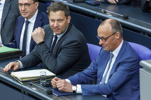 Bundestag Lars Klingbeil SPD , Federal Minister of Finance and Federal Chancellor Friedrich Merz CDU in the German Bundestag on 18 03 26 in Berlin Berlin Berlin Germany Bundestag