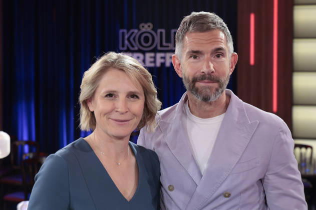 Susan Link and Micky Beisenherz at the recording of the WDR talk show Kölner Treff in WDR Studio BS 3 Cologne, 10 04 2026 Foto:xR.xSchmiegeltx xFuturexImagex koelner_treff1004_6456