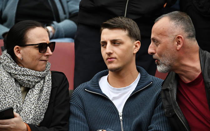 12 04 2026, xophax, Soccer 1 Bundesliga, 1 FC Koeln Werder Bremen Sabrina El Mala , mother of Said El Mala, left ,son Malek El Mala , center and father Mohamed El Mala DFL DFB REGULATIONS PROHIBIT ANY USE OF PHOTOGRAPHS as IMAGE SEQUENCES and or QUASI VIDEO Koeln