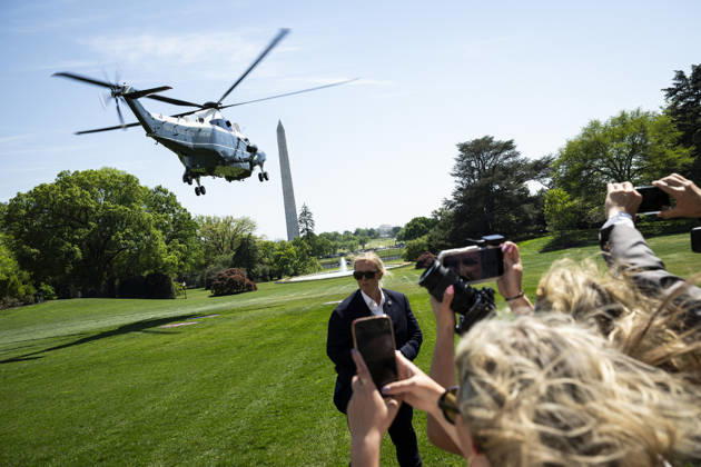 DC: President Trump Departs the White House Marine One, carrying United States President Donald J Trump, takes off from the South Lawn of the White House, in Washington, D.C., on Thursday, April 16, 2026. President Trump is traveling to Las Vegas, Nevada for an event highlighting Republican tax policies after the April 15 tax deadline. Credit: CNP AdMedia Washington District of Columbia United States of America EDITORIAL USE ONLY Copyright: xx CNPx xAdMediax admphotostwo982567