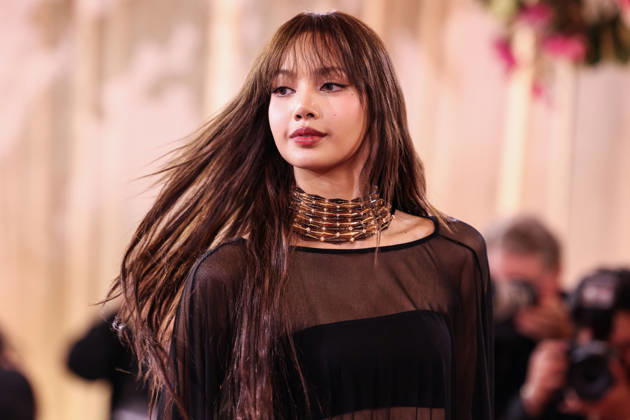 83rd Annual Golden Globe Awards - Arrivals BEVERLY HILLS, LOS ANGELES, CALIFORNIA, USA - JANUARY 11: Lisa (Lalisa Manobal) of BLACKPINK wearing Jacquemus arrives at the 83rd Annual Golden Globe Awards held at The Beverly Hilton Hotel on January 11, 2026 in Beverly Hills, Los Angeles, California, United States. (Photo by Xavier Collin Image Press Agency)