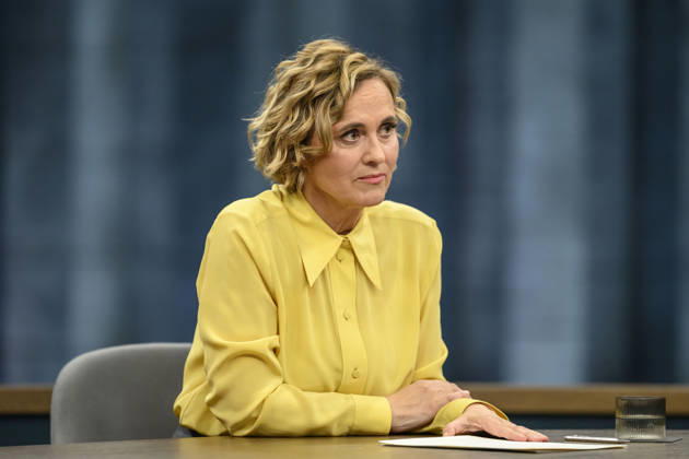 in the picture from l Caren Miosga, GER, Berlin, Studio, guest of Caren Miosga, Polittalk, TV, format, recording, Das Erste, from Adlershof at Studio 20, topic How does the SPD want to regain trust, Ms. Schwesig 10 05 2026 Copyright: HMBxMedia UwexKoch