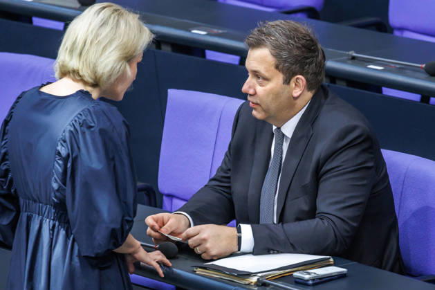Bundestag Lars Klingbeil SPD , Federal Minister of Finance in the German Bundestag on 22 05 26 in Berlin Berlin Berlin Germany Bundestag
