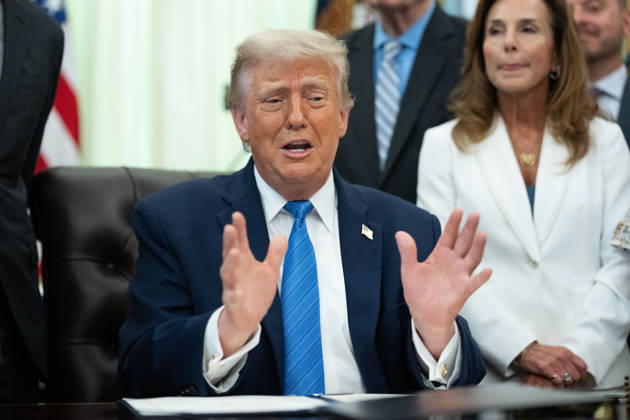US President Donald Trump gives remarks during a signing ceremony for the Secure America Act in the Oval Office of the White House in Washington, DC, US, on Wednesday, June 10, 2026. President Donald Trump prevailed after dissident Republican lawmakers abandoned an effort to leverage a $70 billion spending package to prevent him from reviving a payout fund for political allies who say they were unfairly targeted by the Biden administration. Copyright: xAaronxSchwartzx xPoolxviaxCNPx MediaPunchx