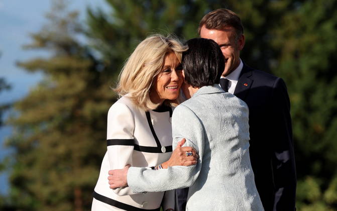 President Emmanuel Macron, Brigitte Macron, and Sanae Takaichi, Prime Minister of Japan Arrival of thestate and government for a working dinner Responding together to major international challenges on the sidelines of the G7 summit in Évian-les-Bains on June 15, 2026 Dominique Jacovides Bestimage Arrival of the G7 heads of state and government for a working dinner Responding together to major international challenges on the sidelines of the G7 summit in Évian-les-Bains on June 15, 2026, Évian, France,detected_source_language Copyright: xDOMINIQUExJACOVIDESx xBESTIMAGExDOMINIQUExJACOVIDESx xBESTIMAGEx