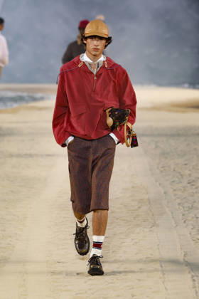 Louis Vuitton Mens Ready-to-Wear Spring Summer 2027 Fashion Show during Paris Fashion Week at the Cité Internationale Universitaire de Paris, France, on June 23, 2026 Bestimage Runway during the Louis Vuitton Men’s Spring Summer 2027 fashion show as part of Paris Fashion Week on June 23, 2026 in Paris, France Paris, France,detected_source_language  Copyright: xAgencex xBestimagexAgencex xBestimagex