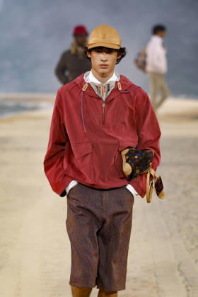 Louis Vuitton Mens Ready-to-Wear Spring Summer 2027 Fashion Show during Paris Fashion Week at the Cité Internationale Universitaire de Paris, France, on June 23, 2026 Bestimage Runway during the Louis Vuitton Men’s Spring Summer 2027 fashion show as part of Paris Fashion Week on June 23, 2026 in Paris, France Paris, France,detected_source_language  Copyright: xAgencex xBestimagexAgencex xBestimagex