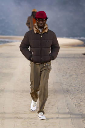 Louis Vuitton Mens Ready-to-Wear Spring Summer 2027 Fashion Show during Paris Fashion Week at the Cité Internationale Universitaire de Paris, France, on June 23, 2026 Bestimage Runway during the Louis Vuitton Men’s Spring Summer 2027 fashion show as part of Paris Fashion Week on June 23, 2026 in Paris, France Paris, France,detected_source_language  Copyright: xAgencex xBestimagexAgencex xBestimagex