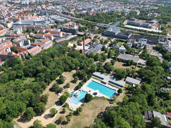 July 4, 2026 Halle, Saale Halle, Saale Halle, Saale Saxony-Anhalt View Cityscape Saxony-Anhalt View Saline Outdoor Pool Salinebad �
