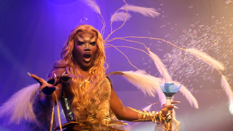 July 25, 2026 Halle, Saale Halle, Saale Halle, Saale Saxony-Anhalt View Cityscape Saxony-Anhalt View Summer Festival 2026 at the Peißnitzhaus peißnitzhaus festival Drag Show Drag and Travesty Show photo Bijoux �