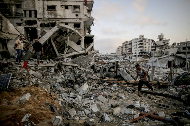 Israeli attacks continue in Gaza GAZA, PALESTINE - JULY 30 : Palestinians inspect the damage following Israeli airstrikes targeting civilian settlement areas in the Shatila (Shati) Refugee Camp on July 30, 2026 in Gaza, Palestine. Saeed M. M. T. Jaras Anadolu Gaza City Gaza. Editorial use only. Please get in touch for any other usage.  Copyright: x2026xAnadoluxSaeedxM.xM.xT.xJarasx