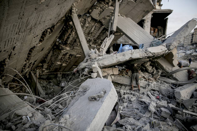 Israeli attacks continue in Gaza GAZA, PALESTINE - JULY 30 : Palestinians inspect the damage following Israeli airstrikes targeting civilian settlement areas in the Shatila (Shati) Refugee Camp on July 30, 2026 in Gaza, Palestine. Saeed M. M. T. Jaras Anadolu Gaza City Gaza. Editorial use only. Please get in touch for any other usage.  Copyright: x2026xAnadoluxSaeedxM.xM.xT.xJarasx