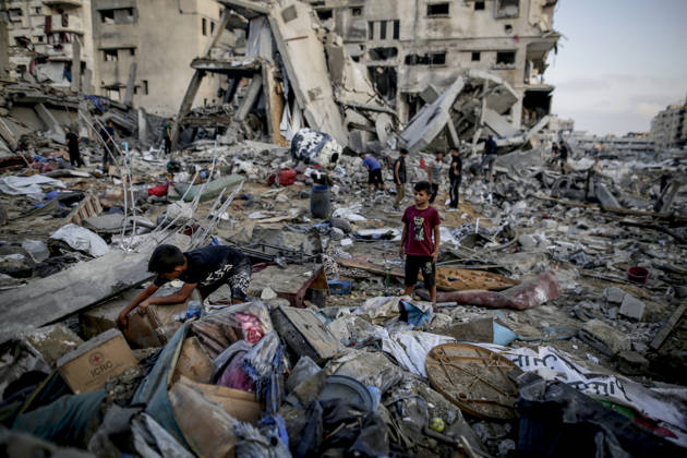 Israeli attacks continue in Gaza GAZA, PALESTINE - JULY 30 : Palestinians inspect the damage following Israeli airstrikes targeting civilian settlement areas in the Shatila (Shati) Refugee Camp on July 30, 2026 in Gaza, Palestine. Saeed M. M. T. Jaras Anadolu Gaza City Gaza. Editorial use only. Please get in touch for any other usage. Copyright: x2026xAnadoluxSaeedxM.xM.xT.xJarasx