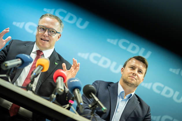Mario Voigt, Minister-President of Thuringia, with Niklas Waßmann, Secretary General of the CDU Thuringia Press conference held by the Minister-President of Thuringia at the CDU state headquarters in Erfurt, Thuringia, Germany CDU Thuringia State Headquarters