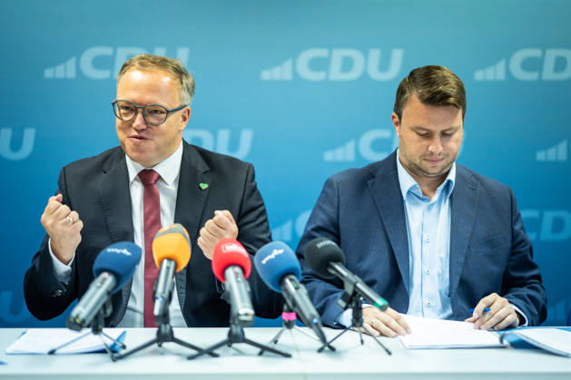 Mario Voigt, Minister President of Thuringia, with Niklas Waßmann, Secretary General of the CDU Thuringia Press conference held by the Minister President of Thuringia at the CDU’s state headquarters in Erfurt, Thuringia, Germany CDU Thuringia State Headquarters