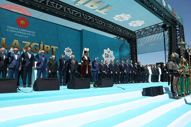 Turkish President Erdogan Attends 955th Anniversary of Manzikert Victory Turkish President Recep Tayyip Erdogan attends a ceremony marking the 955th anniversary of the Victory of Manzikert at the Battle of Manzikert Historical National Park in eastern Türkiye, on August 26, 2026. The commemoration marks the 1071 Battle of Manzikert and the conquest of Anatolia. Photo by Turkish presidency apaimages Istanbul Istanbul Turkey 260826_T__rkiye_TPO_00(15) Copyright: xapaimagesxTurkishxpresidencyx xapaimagesx
