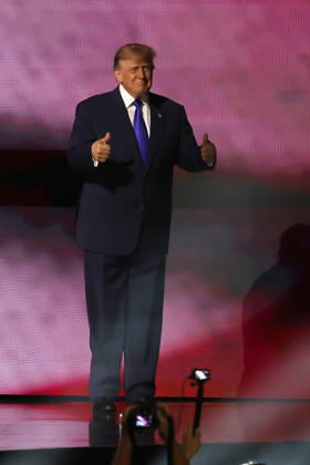 The president of the United States, Donald Trump, reacts during the Republican Party convention in Dallas, United States, 09 September 2026. With prayers and praise for Donald Trump whom Republican National Committee Chairman Joe Gruters called the best president in U.S. history the ruling party kicked off an unusual national convention, less than two months before the crucial midterm elections. With prayers and praise for Donald Trump, Republicans open their national convention in Texas !ACHTUNG: NUR REDAKTIONELLE NUTZUNG! Copyright: xCARLOSxRAMIREZx AME6017 20260910-55021354686_1