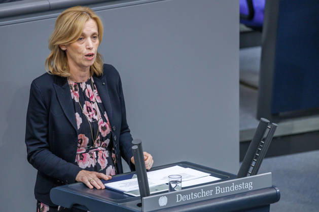 Bundestag: Karin Prien (CDU), Federal Minister for Family Affairs, in the German Bundestag on September 10, 2026, in Berlin, Berlin, Germany, Bundestag