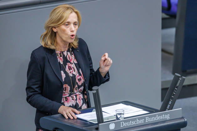 Bundestag: Karin Prien (CDU), Federal Minister for Family Affairs, in the German Bundestag on September 10, 2026, in Berlin, Berlin, Germany, Bundestag