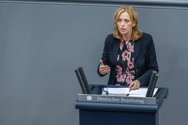 Bundestag: Karin Prien (CDU), Federal Minister for Family Affairs, in the German Bundestag on September 10, 2026, in Berlin, Berlin, Germany, Bundestag
