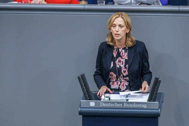 Bundestag: Karin Prien (CDU), Federal Minister for Family Affairs, at the German Bundestag on September 10, 2026, in Berlin, Berlin, Germany, Bundestag