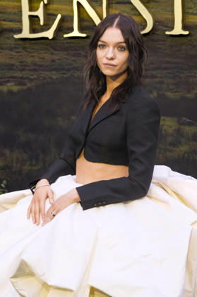 Esme Creed Miles at the premiere of the film *Sense and Sensibility* at the Odeon Luxe in Leicester Square, London, September 15, 2026 Foto:xJ.xEdwardsx xFuturexImagex sense_6960