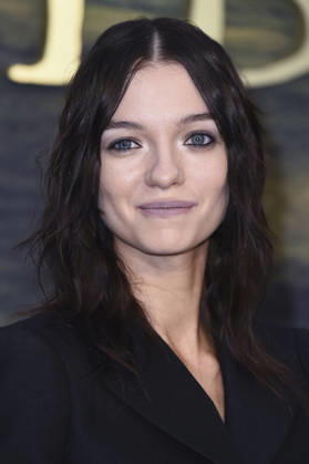 Esme Creed Miles at the premiere of the film *Sense and Sensibility* at the Odeon Luxe Leicester Square in London, September 15, 2026 Foto:xS.xVasx xFuturexImagex sensibility_6971