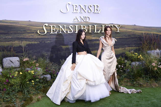 Esme Creed Miles and Daisy Edgar Jones at the premiere of the film *Sense and Sensibility* at the Odeon Luxe Leicester Square in London, September 15, 2026 Foto:xS.xVasx xFuturexImagex sensibility_6996