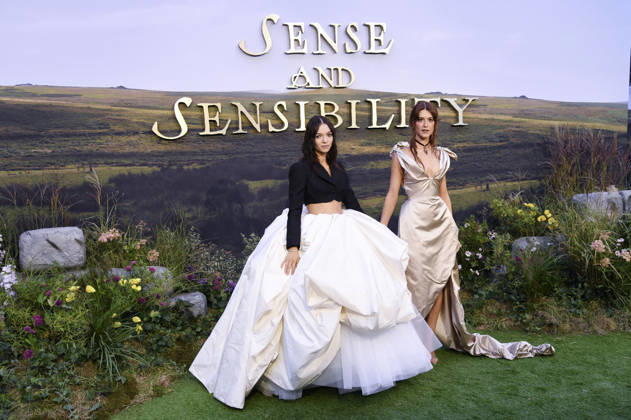 Esme Creed Miles and Daisy Edgar Jones at the premiere of the film *Sense and Sensibility* at the Odeon Luxe Leicester Square in London, September 15, 2026 Foto:xS.xVasx xFuturexImagex sensibility_6997