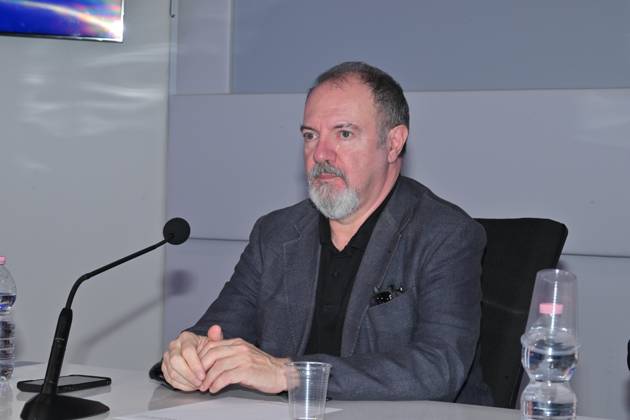 IPA88634695 - Rome: Rai Studios on Via Teulada. Photocall for the show *Misteri dimenticati*—*Blu notte* with Carlo Lucarelli. Pictured: Carlo Lucarelli Copyright: xMaurizioxD Avanzox xMaurizioxDxAvanzox IPA88634695