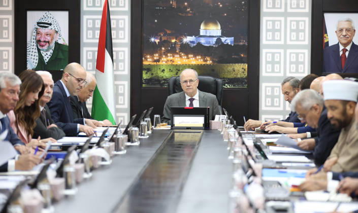 Palestinian Prime Minister Chairs Weekly Cabinet Meeting in Ramallah Palestinian Prime Minister Mohammad Mustafa chairs the weekly cabinet meeting in Ramallah, West Bank, on September 22, 2026. Mustafa briefed cabinet members on political efforts and contacts with international partners on the sidelines of the United Nations General Assembly, including efforts related to establishing a Palestinian state and the recovery and reconstruction of the Gaza Strip. Photo by Prime Minister Office apaimages Ramallah West Bank Palestinian Territory 220926_Ramallah_PPMO_00(1) Copyright: xapaimagesxPrimexMinisterxOfficex xapaimagesx