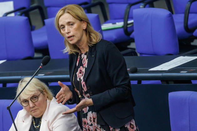Bundestag: Karin Prien (CDU), Federal Minister for Family Affairs, at the German Bundestag on September 10, 2026, in Berlin, Berlin, Germany, Bundestag