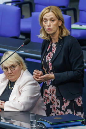Bundestag: Karin Prien (CDU), Federal Minister for Family Affairs, at the German Bundestag on September 10, 2026, in Berlin, Berlin, Germany, Bundestag