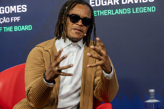 September 22, 2026, Lisbon, Lisbon, Portugal: Netherlands legend EDGAR DAVIDS speaking during the social impact panel at the Portugal Football Summit at the Cidade do Futebol in Oeiras. Lisbon Portugal - ZUMAr238 20260922_zip_r238_039 Copyright: xRicardoxRochax
