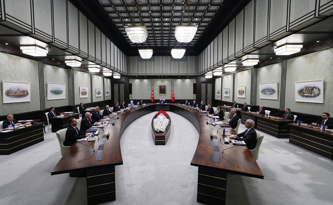 Turkish President Erdogan Chairs Presidential Cabinet Meeting in Ankara Turkish President Recep Tayyip Erdogan chairs a Presidential Cabinet meeting at the Presidential Complex in Ankara, Turkey, on September 28, 2026. Photo by Turkish presidency apaimages Istanbul Istanbul Turkey 280926_Turkey_TPO_00(1) Copyright: xapaimagesxTurkishxpresidencyx xapaimagesx