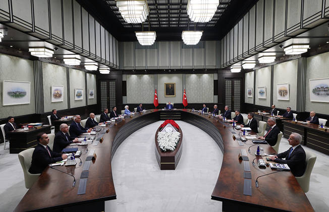 Turkish President Erdogan Chairs Presidential Cabinet Meeting in Ankara Turkish President Recep Tayyip Erdogan chairs a Presidential Cabinet meeting at the Presidential Complex in Ankara, Turkey, on September 28, 2026. Photo by Turkish presidency apaimages Istanbul Istanbul Turkey 280926_Turkey_TPO_00(2) Copyright: xapaimagesxTurkishxpresidencyx xapaimagesx
