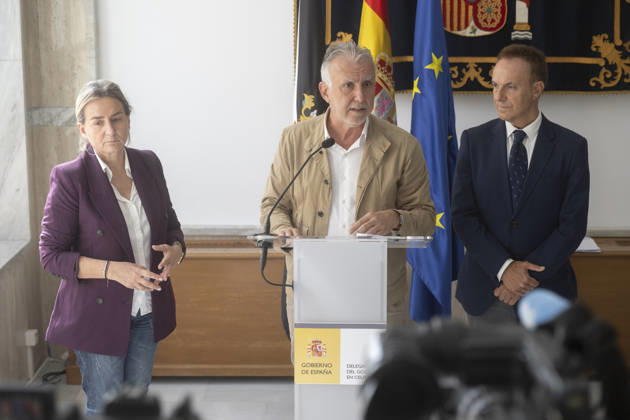 Ángel Víctor Torres chairs a meeting of the Situation Committee for the autonomous city of Ceuta I D The Minister of Education, Vocational Training, and Sports, Milagros Tolón, the Minister of Territorial Policy and Democratic Memory, Ángel Víctor Torres, and the Government Delegate in Ceuta, David de la Encina, during the meeting of the Situation Committee for the autonomous city, at the Government Delegation, on September 30, 2026, in Ceuta, Spain. Torres announced that the government will allocate 40.3 million to security and sanitation in Ceuta and that the space next to the prison will be used as a new shelter. SEPTEMBER 30, 2026 Ceuta Ceuta, Spain Copyright: xMarcosxMorenox 7811046