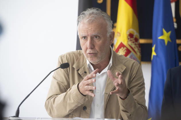 Ángel Víctor Torres chairs a meeting of the Situation Committee for the autonomous city of Ceuta The Minister of Territorial Policy and Democratic Memory, Ángel Víctor Torres i, during the meeting of the Situation Committee for the autonomous city, at the Government Delegation, on September 30, 2026, in Ceuta, Spain. Torres announced that the government will allocate 40.3 million to security and sanitation in Ceuta and that the area next to the prison will be used as a new shelter facility. SEPTEMBER 30, 2026 Ceuta Ceuta, Spain Copyright: xMarcosxMorenox 7811075