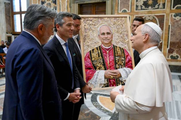 IPA89177601 - Italy, Rome, Vatican, October 1, 2026: Pope Leo XIV receives a delegation from the Hera Group in a private audience at the Vatican. Photo by VATICAN MEDIA Catholic Press Photo Copyright: xVATICANxMEDIA xCatholicxPressxPhotox xx IPA89177601