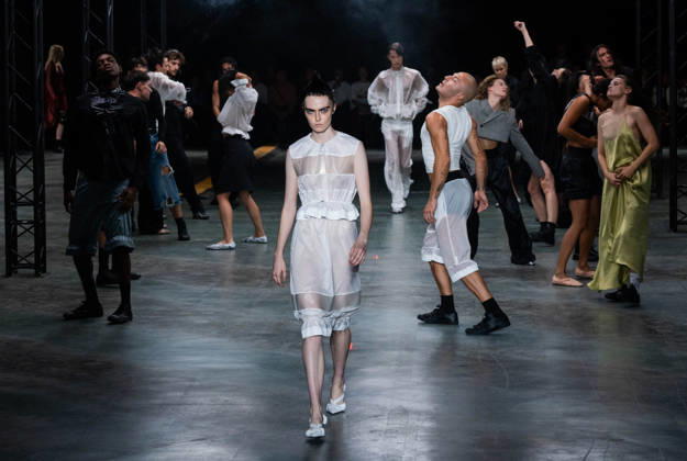 Paris Fashion Week Women s Wear SPRING SUMMER 2027 Collection by ALAINPAUL, October 1, 2026, photography by Sylvie Lefort, MAXPPP 01 10 2026 @Sylvie Lefort Photography MAXPPP 10 01 26 Models showcase designs from the ALAINPAUL Women’s Spring Summer 2027 collection during Paris Fashion Week in Paris, France, October 1, 2026. The Women’s collections were presented from September 28 to October 6, 26 Copyright: xMAXPPPxsylviexlefortxphotographyx LFR202610019443 LFR202610019443